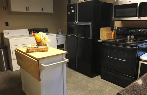 Silver Creek Apartment | Private apartment in Great Neighborhood