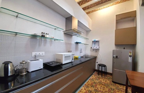 Pondicherry Beach Apartment | Private apartment in a restored cottage of a family estate with pool