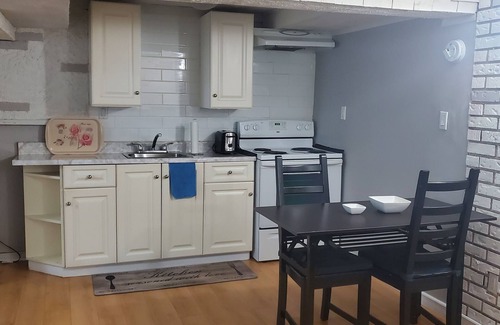 Welland Apartment | Private apartment near niagara falls and Niagara college
