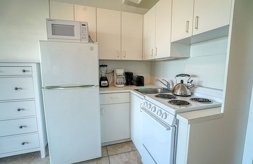 Mid Beach Apartment | Private Apartments at the Casablanca