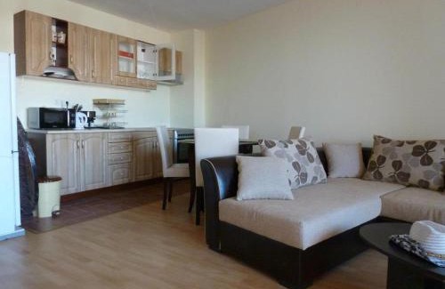 Elenite Apartment | Private Apartments in Privilige Fort Beach