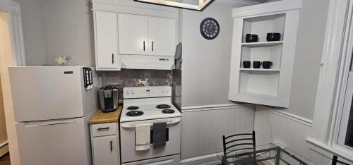 Middletown Apartment | Private Apt In Middletown-wesleyan