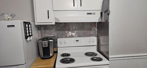 Middletown Apartment | Private Apt In Middletown-wesleyan