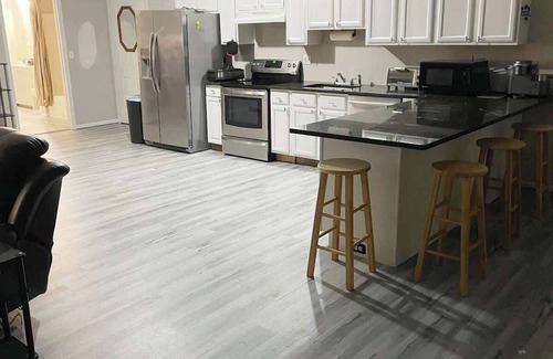 Southbury Apartment | Private Apt in Southford-Southbury