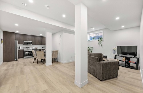 Chestermere House | Private Basement Suite Getaway