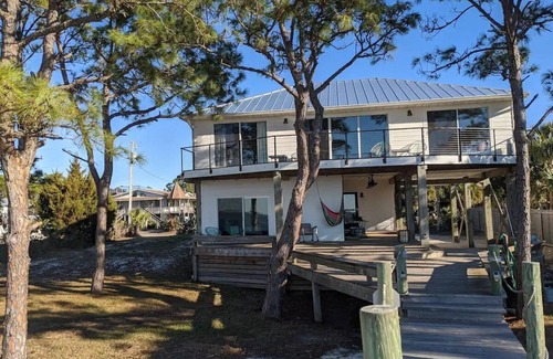 St. George Island Apartment | Private Bayfront Apartment with King bed and Awesome View
