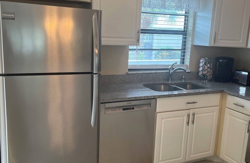 Indian River Shores Condo | Private Beach Access - 2 min walk from unit!