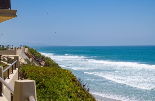 Solana Beach House | Private beach access | 4 pools | 2 hot tubs | Ocean | Del Mar race track | AC