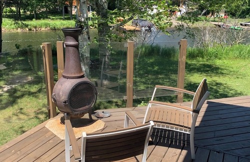 The Archipelago Cottage | Private Beach Cottage near Point au Baril and Parry Sound