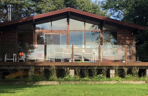 The Archipelago Cottage | Private Beach Cottage near Pointe au Baril/Parry Sound