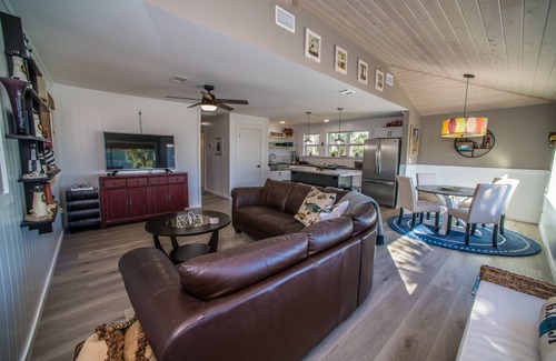 Franklin County House | Private Beach! Cozy Guest Cottage along Florida's Forgotten Coast.