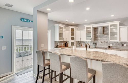 Maryus House | Private Beach & Deck: Bayfront Home in Hayes!