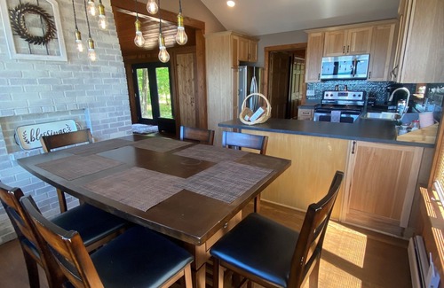 Port Austin Cottage | Private Beach Front, Cottage - Heart Rock Haven - Port Austin - Sunset Haven