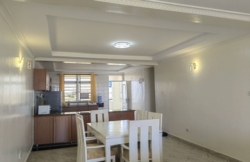 Ras Makamaiwe Apartment | Private beach home with panoramic ocean views
