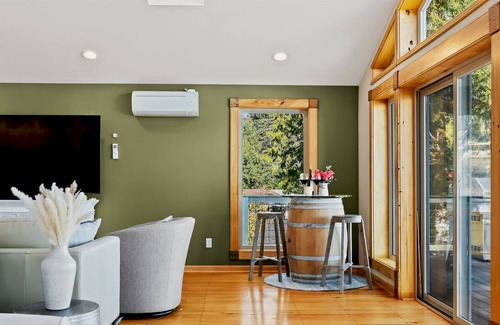 Lilliwaup House | Private Beach Hood Canal, Sleeps 10, Olympic NP