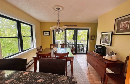 Greenwood House | Private Beach - Indoor/Outdoor Living - 8 Kayaks/Canoes - Multi-Family Getaway