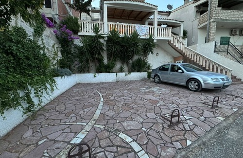 Utjeha House | Private beach 2-bedroom apartment 2
