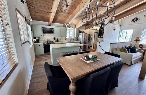 Talmont House | Private Beach Park, Sauna, Hot Tub, Dog & Family Friendly