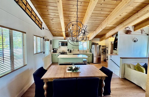 Talmont House | Private Beach Park, Sauna, Hot Tub, Dog & Family Friendly