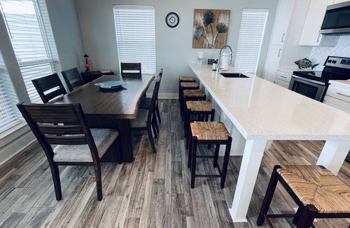 Gilchrist House | Private Beachfront Rental on Bolivar Peninsula – Clean, Quiet & Steps to Sand