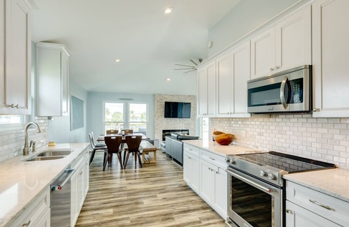 Pirates Beach House | Private Beachside Home, Perfect for Families, Updated Interior & Near Beach
