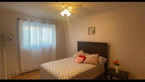 LaSalle Apartment | Private bedroom