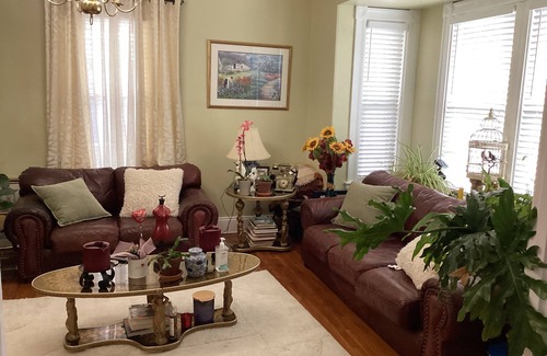 West Roxbury House | Private Bedroom in a House near train and Buses in a safe neighborhood in Boston