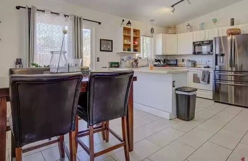 Clifton Bed & Breakfast | Private Bedroom In Home With All The Amenities
