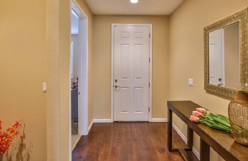 Elk Grove House | Private Bedroom with A Spacious Backyard