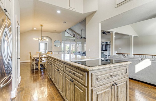 April Sound House | Private Boat Dock & Slip: Luxe Lake Conroe Gem!