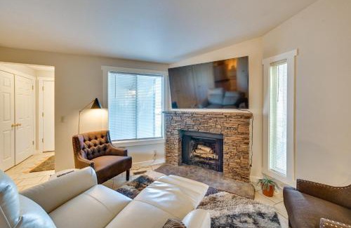 Boise Bench Apartment | Private Boise Couples Retreat WFH Friendly!