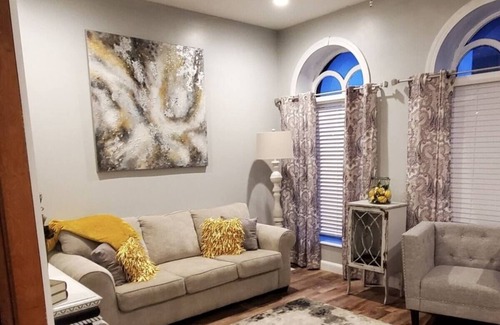 Alton House | Private Boutique Hotel with Venue Plus Bedrooms!