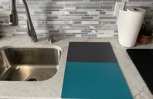 East Bronx House | Private Bronx apartment with bidet toilet