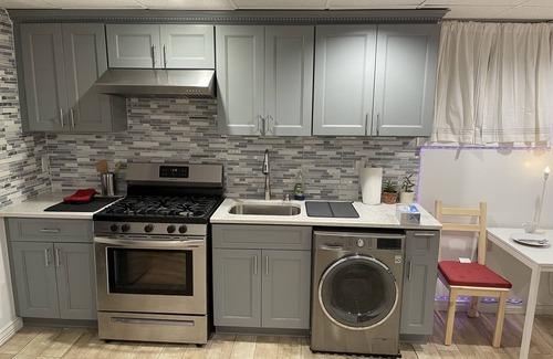 East Bronx House | Private Bronx apartment with bidet toilet
