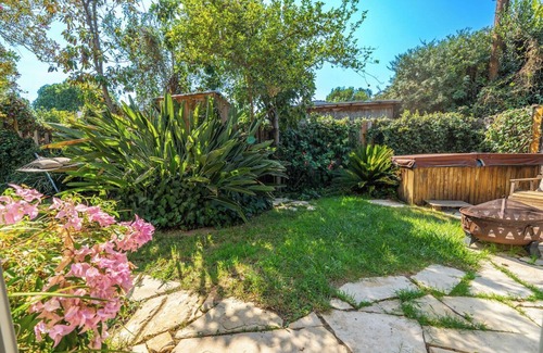 Valley Glen House | private bungalow njacuzzi and sauna