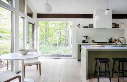 Phoenicia House | Private Cabin by River with Fireplace