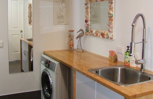 Bemm River Cabin | Private cabin in a quiet garden setting with plenty of birdlife