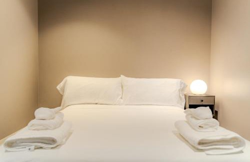 Riley Park-Little Mountain Apartment | Private Cambie Village Suite min Downtown and Skytrain
