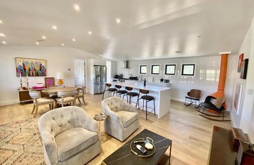 Healdsburg House | Private Casa on Designer's Farm Stay Get-Away