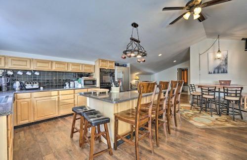 Cascade House | Private Cascade Cabin with Hot Tub and Fire Pit!