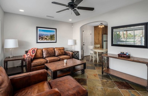 Del Ray Estates House | Private Casita with citrus trees and mountain views on grounds of Arcadia estate