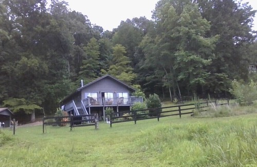 Clarkesville House | PRIVATE ! Charming Lake house on 20 acre private lake with sunset vi