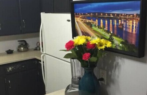 Fredericton Apartment | Private & clean 2 bedroom w/laundryn