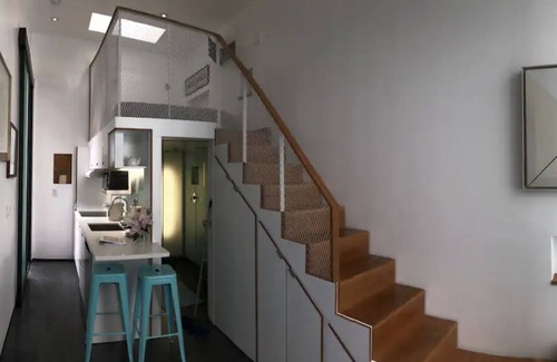 Venice Apartment | Private, Clean LOFT w PRIVATE COURTYARD/ENTRANCE in Venice Beach w Kitchen