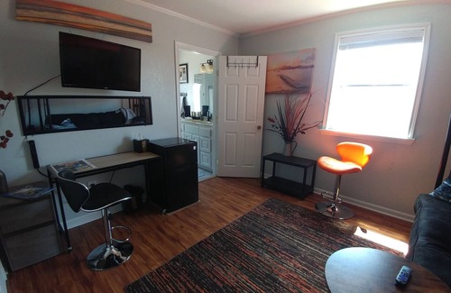 San Leon House | Private clean space with secure motorcyle parking with the bay a house away