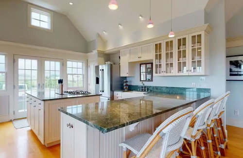 Dionis House | Private Compound w/two houses, pool, hot tub, sauna, & Jeep available to rent!