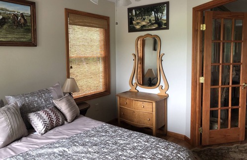 Skaneateles Apartment | private condo overlooking Skaneateles Lake in the fingerlakes region of New York