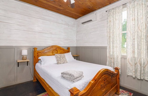Spring Branch Other | Private container pool with pond and hot tub with views
