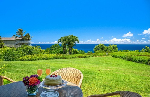 Princeville Condo | PRIVATE CORNER UNIT WITH SPECTACULAR OCEAN FRONT VIEWS
