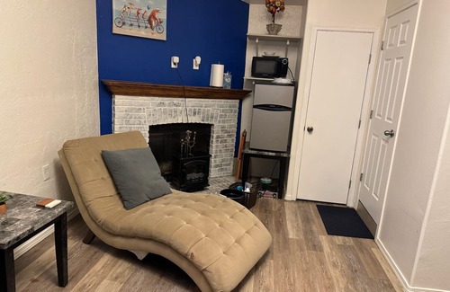 Albuquerque Apartment | Private & Cosy but spacious Duke City Casita!